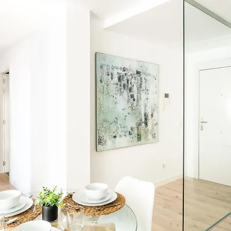 Homeforguest Abora With Pool And Garage Apartment
